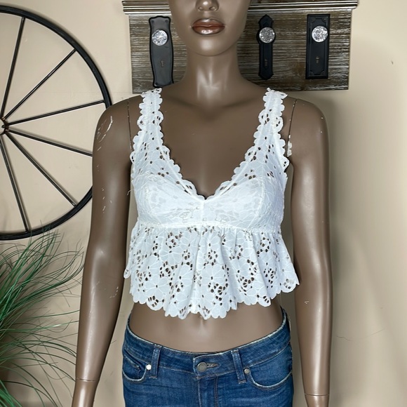 aerie Tops - aerie Lace Bralette Crop Top NWT White Size M